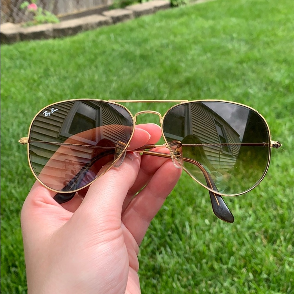 Ray ban aviator gold frame sunglasses